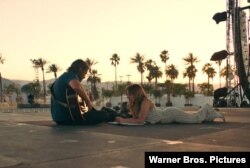 ستازه زاده می‌شود، با شرکت لیدی گاگا و بردلی کوپر، برنامه احتمالی جشنواره ونیز ۲۰۱۸