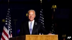 លោក Joe Biden ថ្លែងកាលពីថ្ងៃសៅរ៍ ទី៧ ខែវិច្ឆិកា ឆ្នាំ២០២០ នៅក្នុងទីក្រុង Wilmington រដ្ឋDelware។ (រូបថត AP)