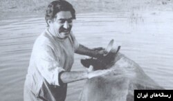 عزت الله انتظامی در فیلم گاو ساخته داریوش مهرجویی