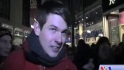 یک تن از مخالفان راهپیمایی جنبش پگیدا در آلمان