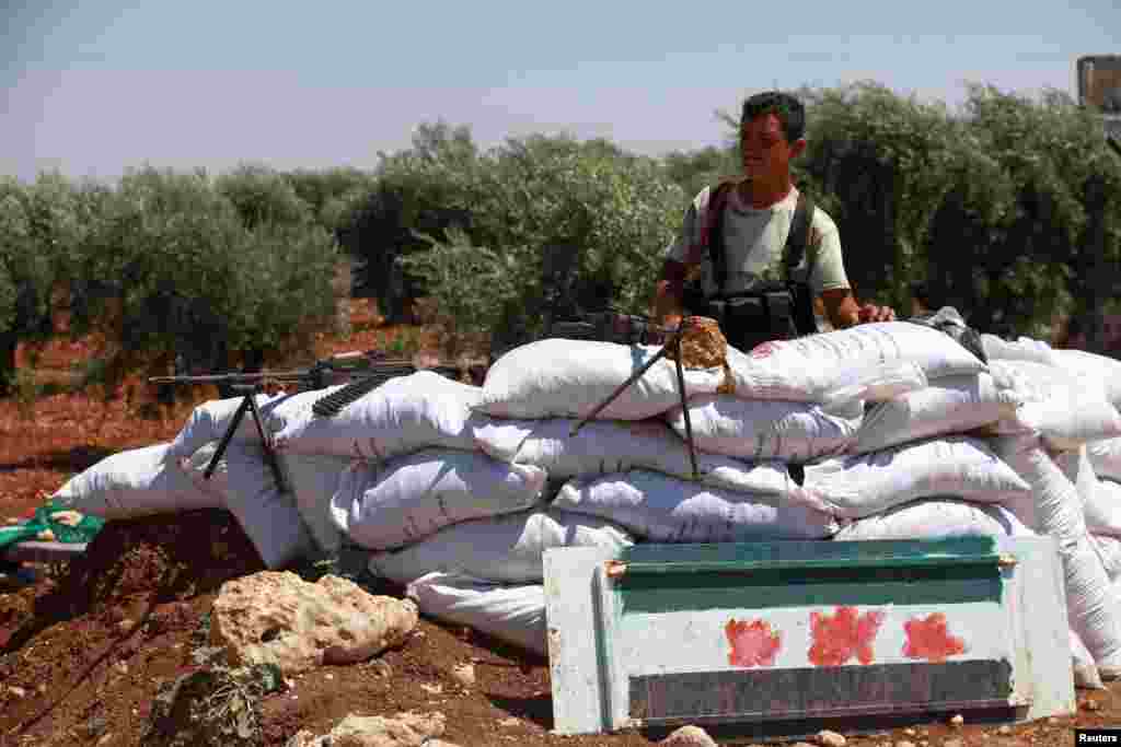 Kurdlar yashaydigan Afrin shahrida 