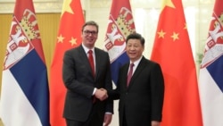 სერბეთის პრეზიდენტი, ალექსანდერ ვუჩიჩი და ჩინეთის პრეზიდენტი, სი ცინპინი. პეკინი, ჩინეთი.