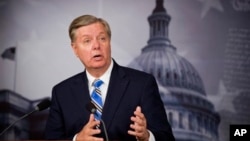 Senator Lindsey Graham mengritik kebijakan Presiden Obama dalam melawan jaringan teroris (foto: dok). 