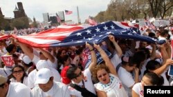 Immigratsiya islohoti tarafdorlari poytaxt Vashingtonda namoyish qilmoqda