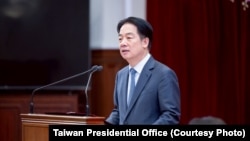 台湾总统赖清德2025年7月25日接见「中华民国第65届中小学科学展览会」第一名作品师生。