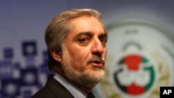 آقای عبدالله می گوید که از تشکیل حکومت ائتلافی آگاه نیست.