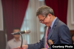 美国在台协会”（AIT）台北办事处处长梅健华 (台湾总统府)