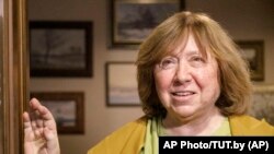 Svetlana Aleksiyevich, adabiyot sohasida Nobel mukofoti sovrindori, Belarus muxolifati yetakchilaridan biri