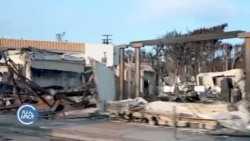 በካልፎርኒያ ሰደድ እሳት የወደሙና የተረፉ ቤቶች