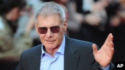 Iranian Shi&#39;ite Muslims mourn after covering themselves with mud during Ashoura rituals, in Khorramabad. Shi&#39;ites mark Ashoura, the tenth day of the Muslim month of Muharram, to commemorate the martyrdom of Imam Hussein, a grandson of Prophet Muhammad and one of Shiite Islam&#39;s most beloved saints, during the 7th century Battle of Karbala in present-day Iraq.