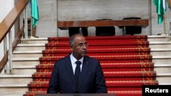 Patrick Achi, le secrétaire général de la présidence, lors de l'annonce du nouveau gouvernement au palais présidentiel à Abidjan, Côte d'Ivoire le 10 juillet 2018. REUTERS / Luc Gnago - RC113B07E480