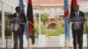 Le président angolais Joao Lourenço, à droite, et son hôte congolais Joseph Kabila lors d’une conférence de presse conjointe à Luanda, Angola, 2 août 2018. (Twitter/Présidence RDC) 
