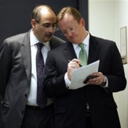 David Axelrod, left, with Robert Gibbs