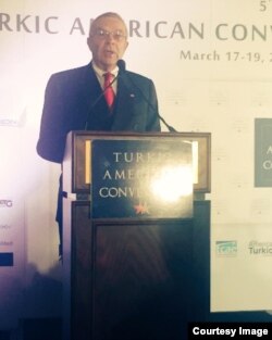 AQSh Davlat departamentida mintaqa bo'yicha mas'ul diplomat Richard Xoagland deydiki, Obama ma'muriyati olti yil oldin targ'ib qila boshlagan tashabbus quruq gap emas.