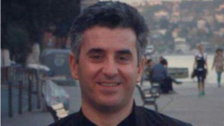 رضا حقیقت نژاد در گفت‌وگو با صدای آمریکا: رویکرد جمهوری اسلامی مقابل رویدادهای فرانسه، یک فرصت طلبی سابقه‌دار است