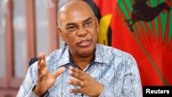 En moins d'un an, Adalberto Costa Junior a réussi à rallier plusieurs partis d'opposition pour tenter de détrôner le président sortant.