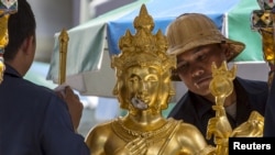 Patung dewa Hindu Brahma di kuil Erawan, sebagai ilustrasi. (Foto: Reuters)