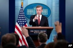 Prezident Baydenning Milliy xavfsizlik bo'yicha maslahatchisi Jeyk Sallivan Oq uyda jurnalistlarning savollariga javob bermoqda, Vashington, 10-oktabr, 2023