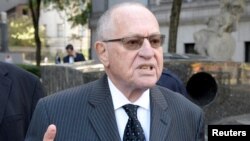 Alan Dershowitz, anggota Tim Kuasa Hukum Trump