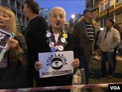 Protesni skup "Jedan od pet miliona" po 42. put održan je u Beogradu, 21. septembra 2019. (Foto: Aleksandra Nenadović, VoA).