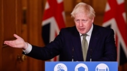 Britanski premijer Boris Džonson na konferenciji za novinare u Dauning stritu u Londonu, 12. oktobra 2020.