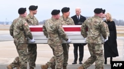 Bir necha kun oldin Iordaniyada jangarilar o'ldirgan uch amerikalik askar dafn etilmoqda, Delaver shtati, 2-fevral, 2024 