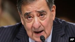 7일 상원에서 열린 리비아 벵가지 사태 관련 청문회에서 발언하는 리언 파네타 미 국방장관.