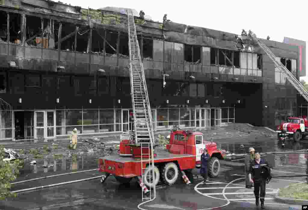 Migrants sleep at transit camp in Gevgelija, Macedonia, after entering the country by crossing the border with Greece. A tide of refugees from the Middle East and Asia showed no sign of abating, after European Union leaders began the task of trying to prevent tens of thousands of people fleeing war or poverty from streaming unchecked through the continent.