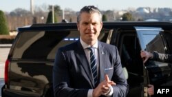 ԱՄՆ պաշտպանության նախարար Փիթ Հեգսեթը՝ պաշտոնամուտից հետո առաջին անգամ Պենտագոն այցելելիս։ Հունվարի 27, 2025թ․։