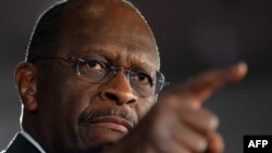 Tashqi siyosatni ikkilamchi masala deb hisoblaydigan Xerman Keyn, intervyulardan birida, O'zbekiston singari "kichik va ahamiyatsiz davlatlarning prezidenti kim ekanini bilishim shart emas, vaqti kelganda, bilib olaman",- deya ko'pchilikni ajablantirgan e