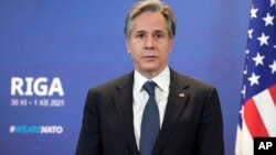 토니 블링컨 미국 국무장관이 30일 라트비아 리가에서 기자회견에 참석했다.