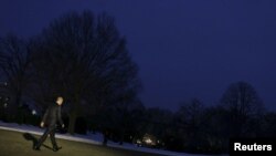 Presiden AS Barack Obama meninggalkan Gedung Putih di Washington, 28 Januari 2016 menuju Baltimore.