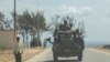 Uma caravana militar das Forças de Defesa da África do Sul patrulha Pemba, 5 Agosto 2021