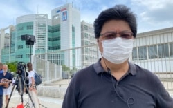 香港记者协会主席杨健兴表示，记者为追求真相，锲而不舍， 前港台外判编导蔡玉玲因查册报道被定罪的案件成为首宗个案， 对新闻工作者来说有很大冲击 (美国之音/汤惠芸)