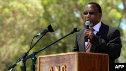 Le vice-président sud-africain, Kgalema Mothlante, le 11 février 2010.