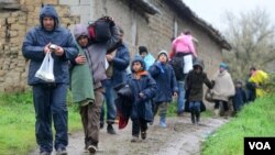 Para pengungsi di Makedonia (foto: dok).