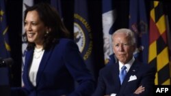 미국 민주당의 조 바이든 대통령 후보와 카멀라 해리스 부통령 후보가 22일 델라웨어주 윌밍턴에서 온라인 합동연설을 했다.