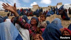 سفارت امریکا برای افغانستان از جامعۀ جهانی خواسته است که برای ادامۀ کمک‌ها برای نیازمندان در این کشور تلاش کنند.