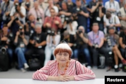 Director Agnes Varda poses at a photocall at the 70th Cannes Film Festival, Cannes, France, May 19, 2017.