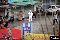 지난 2020년 1월 중국 당국이 신종 코로나바이러스 발원지로 알려진 우한의 수산시장 출입을 통제했다.