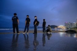 Suasana di pantai Haeundae, Busan, saat topan Maysak mendekati kawasan tersebut, 2 September 2020.