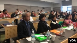 ពលរដ្ឋ​ខ្មែរ​អាមេរិកាំង​នៅ​រដ្ឋ Washington និង​ពលរដ្ឋ​ខ្មែរ​កាណាដា​ ធ្វើ​កិច្ចពិភាក្សាអំពី​នយោបាយ​នៅ​ប្រទេស​កម្ពុជា អំឡុង​ពេល​សន្និសីទ​ស្តី​ពី​សន្ធិសញ្ញា​ក្រុង​ប៉ារីស​លើក​ទី​ ២៦ នៅ​ក្រុង​ Auburn រដ្ឋ Washington កាល​ពី​ថ្ងៃ​ទី១៤ ខែ​តុលា ឆ្នាំ​២០១៧។