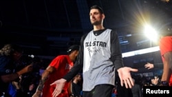 Nikola Vučević na Ol star utakmici u Šarlotu