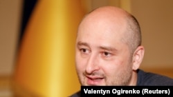 UKRAINE -- Russian dissident journalist Arkady Babchenko speaks during an interview with foreign media in Kyiv, May 31, 2018