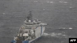 资料照片：芬兰边境警卫队提供的这张图片显示，2023年10月11日，芬兰边境警卫队的海上巡逻船Turva在芬兰湾受损的波罗的海连接管附近的海上巡逻。（法新社）