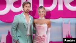 Margo Robbi və Rayan Qosling 12 iyul 2023-cü ildə Londonda “Barbi” filminin Avropa premyerasında, 12 iyul, 2023.