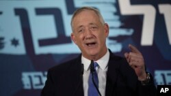 이스라엘 청백당 베니 간츠 대표가 20일 이스라엘 수도 텔아비브에서 기자회견을 했다. 