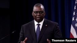 로이드 오스틴 미 국방장관이 펜타곤에서 기자회견하고 있다. (자료사진)