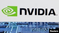 资料照：英伟达标识与芯片模板