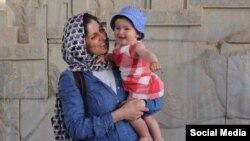 نازنین زاغری و دختر خردسالش پیش از بازداشت